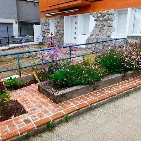 Apartment Apartamento Independiente En Planta Baja Con Patio Ajardinado Y Parking Santander